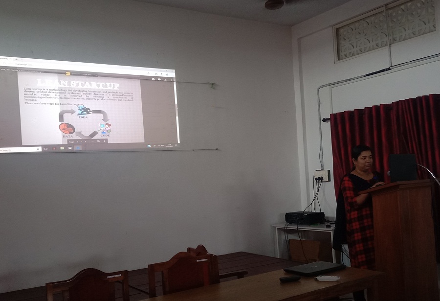 Presentation by Greeshma (LEAN START UP)